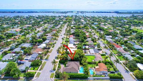 376 Forest Hill Boulevard