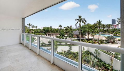 21205 Yacht Club Dr