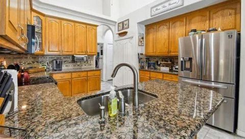 1900 Griff Wood Ct