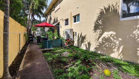 1820 Venice Park Dr