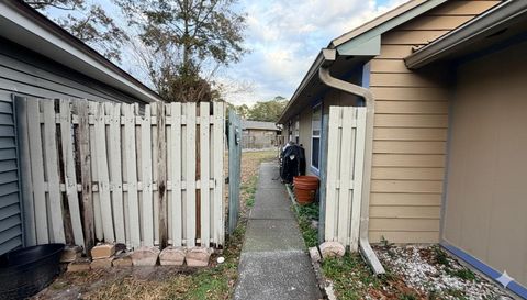 9939 Somerset Grove Ln