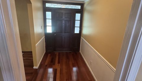 201 Loraine Woods Dr