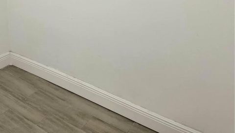 3660 NE 166th St APT 607