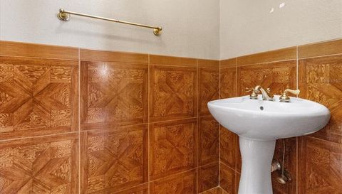 19715 EAGLESVIEW CIRCLE