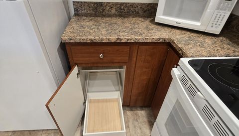 1282 Cypress Cove Ct