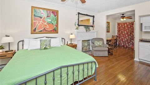 2218 Brevard