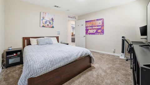 1609 Mesquite LN