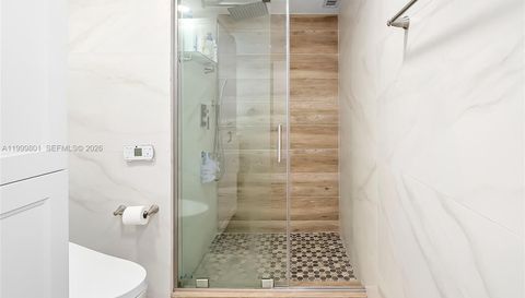 600 Three Islands Blvd