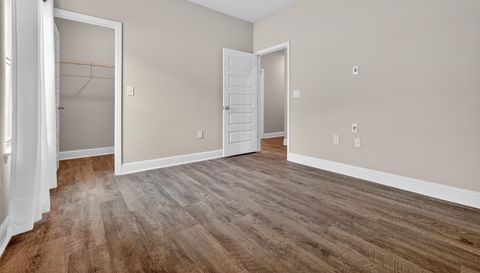 23118 Lieutenant Ave