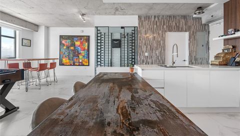 Atlantis Condominium 404 Ave De La Constitucion