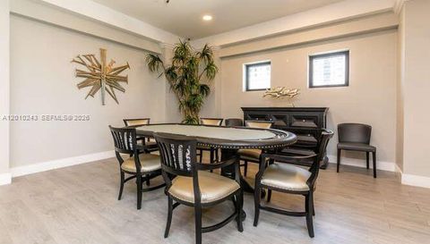 2501 N Ocean Dr