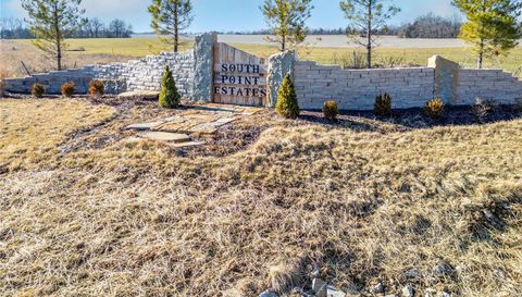 141 Lonesome Dove Way