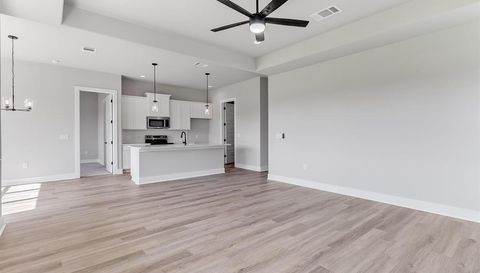 1255 Pecan Valley DR