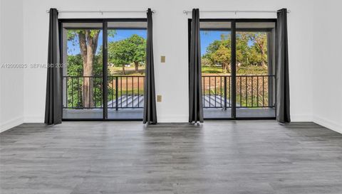 19174 Bobolink Dr