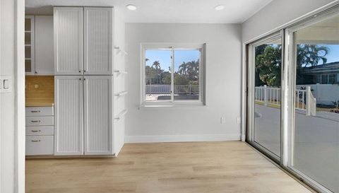 7326 SHEPHERD STREET