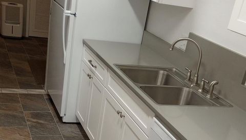 1719 NW 23rd Ave #4a