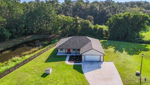 14217 Camelot Pl
