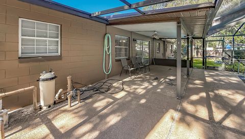 2301 NE 32nd Pl