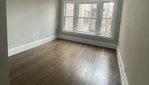 4354 W Washington Blvd