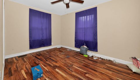 111 E 54th St