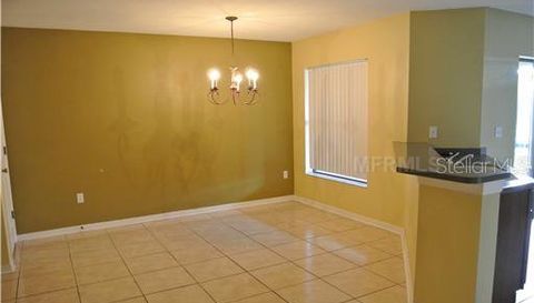 2517 OLEANDER LAKES DRIVE