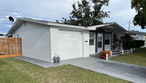 3632 Pensdale Dr