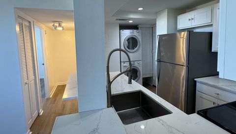 1600 SE 15th St APT 607