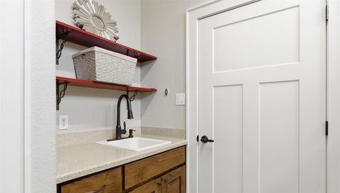129 Valley View DR