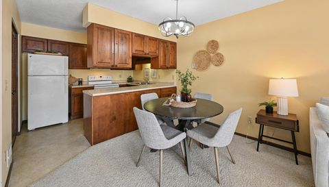 9313 Ranchview Lane N