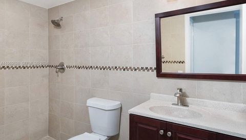 701 Brickell Key Blvd