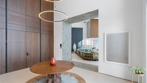 1300 Brickell Bay Dr