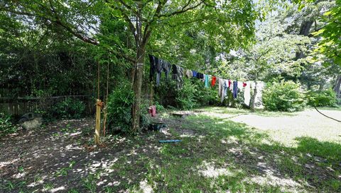 441 Sarah Dr