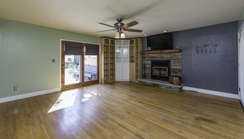 18225 W Lindenwood Drive