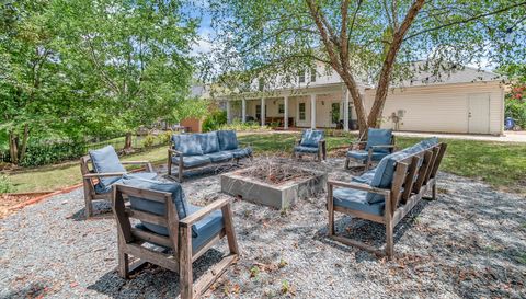 12328 Sandringham Pl