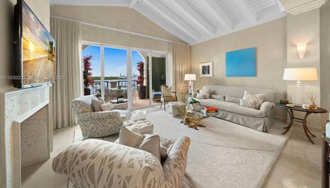 2245 Fisher Island Dr
