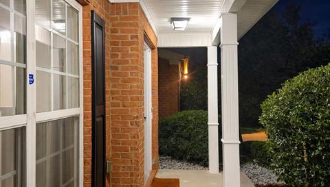 1020 Chandler Ridge Dr SE