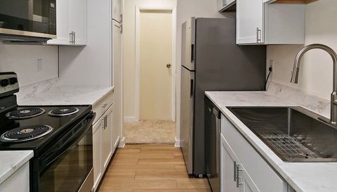 4602 W Northfox Lane