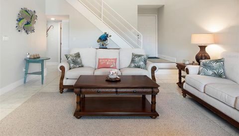 557 PINELLAS BAYWAY S