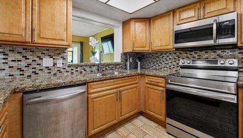 7506 NW 42nd St
