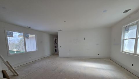 7048 Nichols Cove Dr