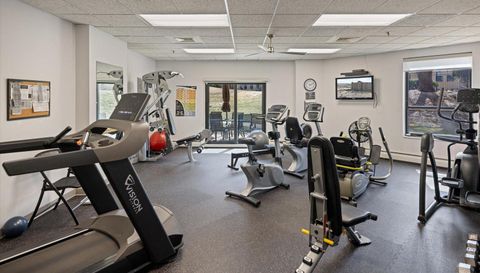 6615 Lake Shore Drive S