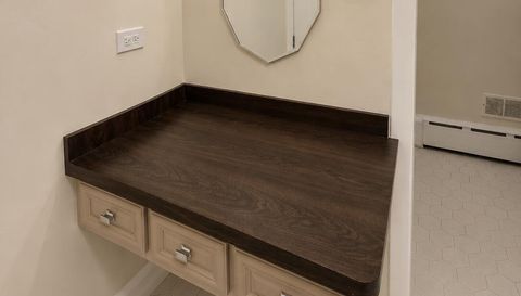 725 Birchwood Rd