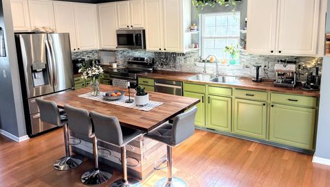 226 N Orchard Farms Ave