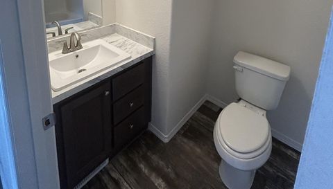 6165 Pony Express Trail  32