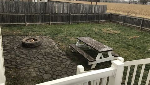 9932 Bending Oaks Drive