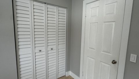 5520 Coach House Cir