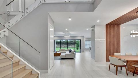 8299 Fishhawk Falls Court