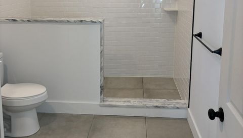 324 Leah Miller Dr NW