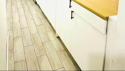 3660 NE 166th St APT 607