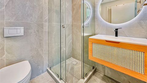 6700 Indian Creek Dr